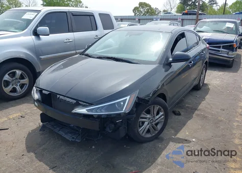 2020 Hyundai Elantra Sel z USA, uszkodzony, nr VIN 5NPD84LF9LH532517